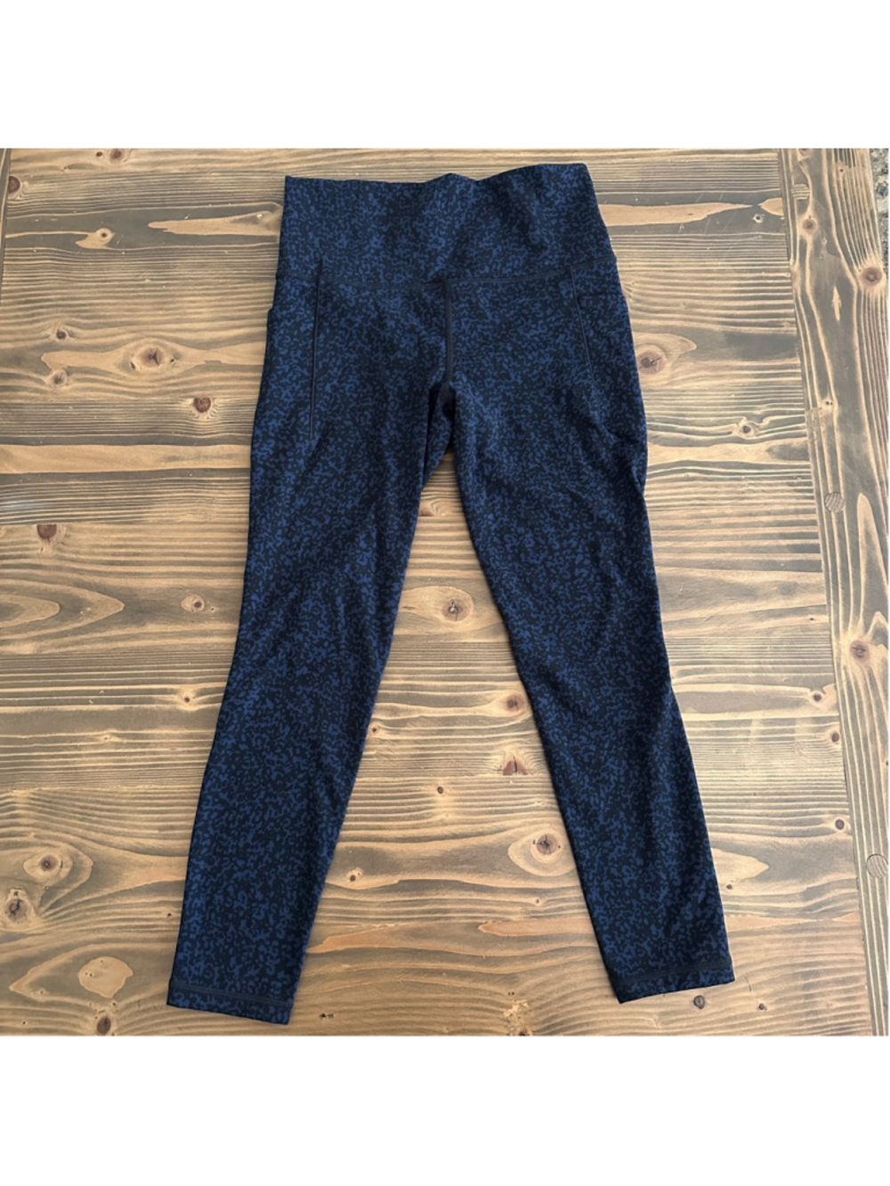 Women’s Athleta Salutation Stash Pocket Gravel Tight S High Rise